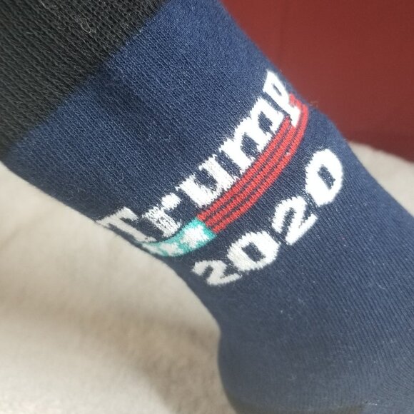 Trump 2020 Socks - Black Cuff and Toe - Picture 5 of 6